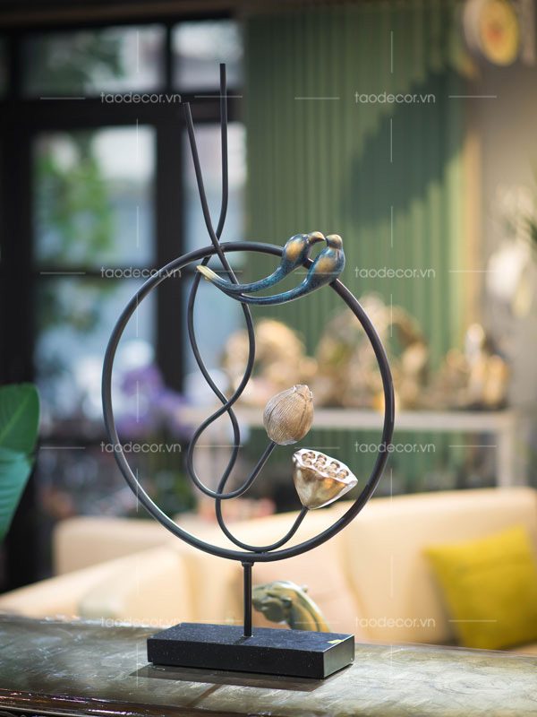 trang trí nhà-mua đồ trang trí kệ ở đâu-đồ trang trí phòng khách sang trọng-1.1