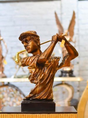 tuong-nam-choi-golf-ban-than